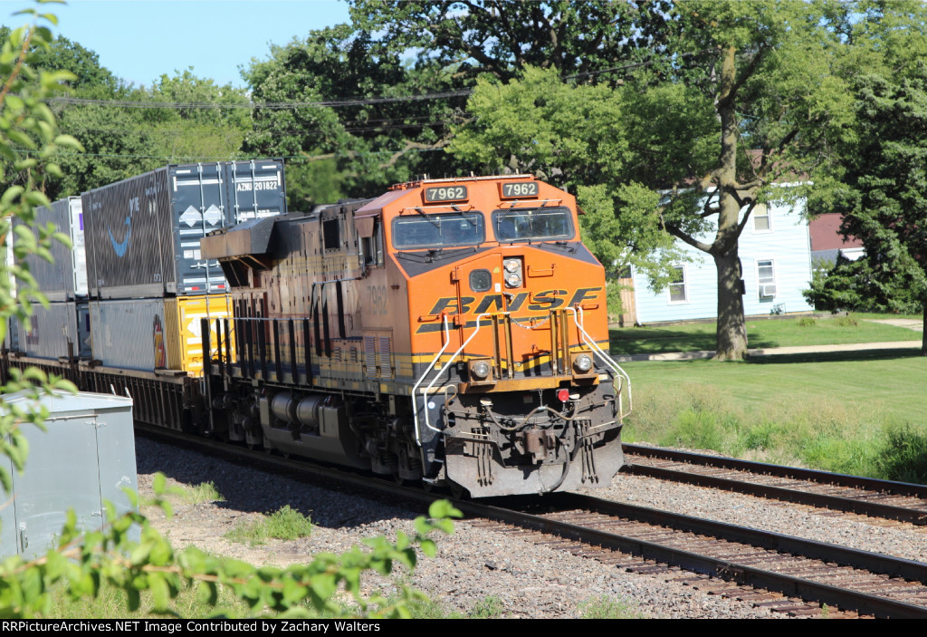 BNSF 7962